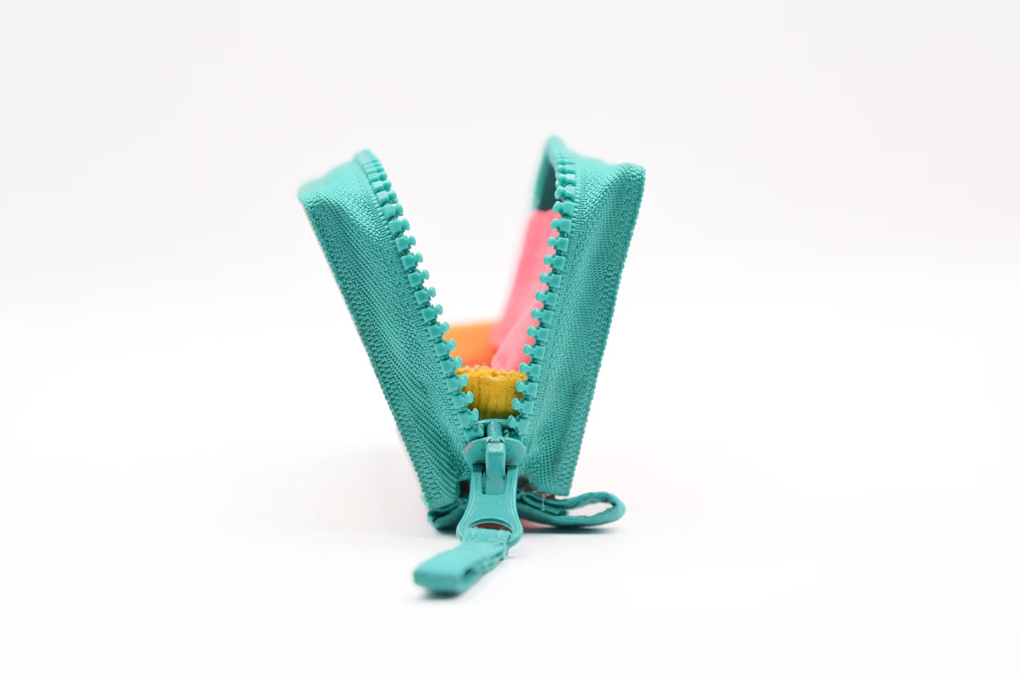 🪩 Studio 54 Synergy 🌈🎶 - Collezione Collezione ziptape - Acquista su Ziptape.it - Portafoglio Artigianale in Musicassetta