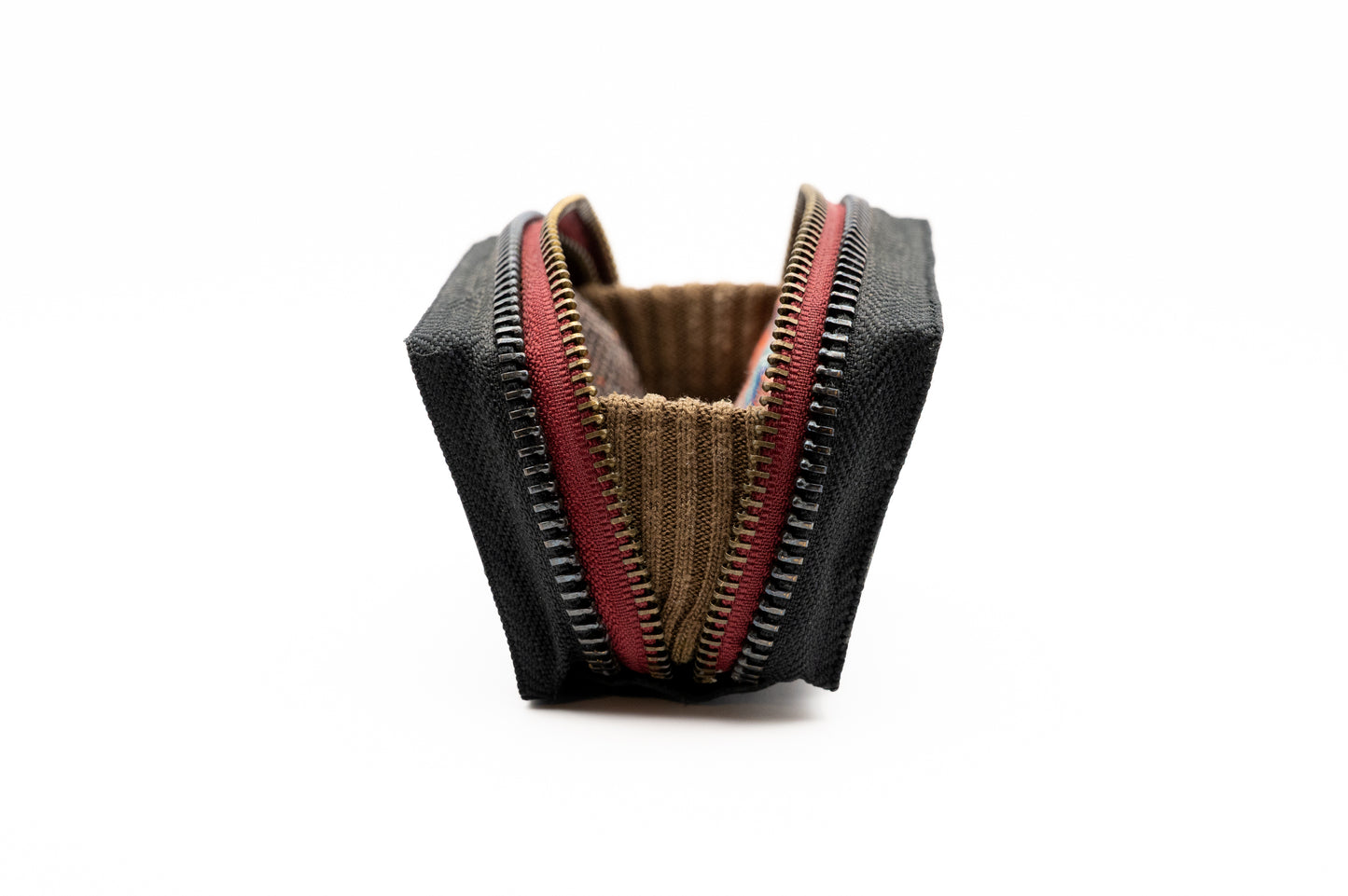 🪡🎩 TWEED and BLUES 🎸🖤🎵 - Collezione Collezione classic - Acquista su Ziptape.it - Portafoglio Artigianale in Musicassetta