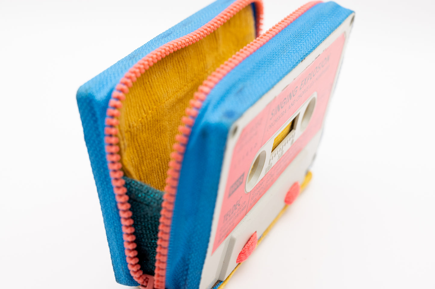 🎶💥Singing Explosion💥🎶 - Collezione Collezione ziptape - Acquista su Ziptape.it - Portafoglio Artigianale in Musicassetta