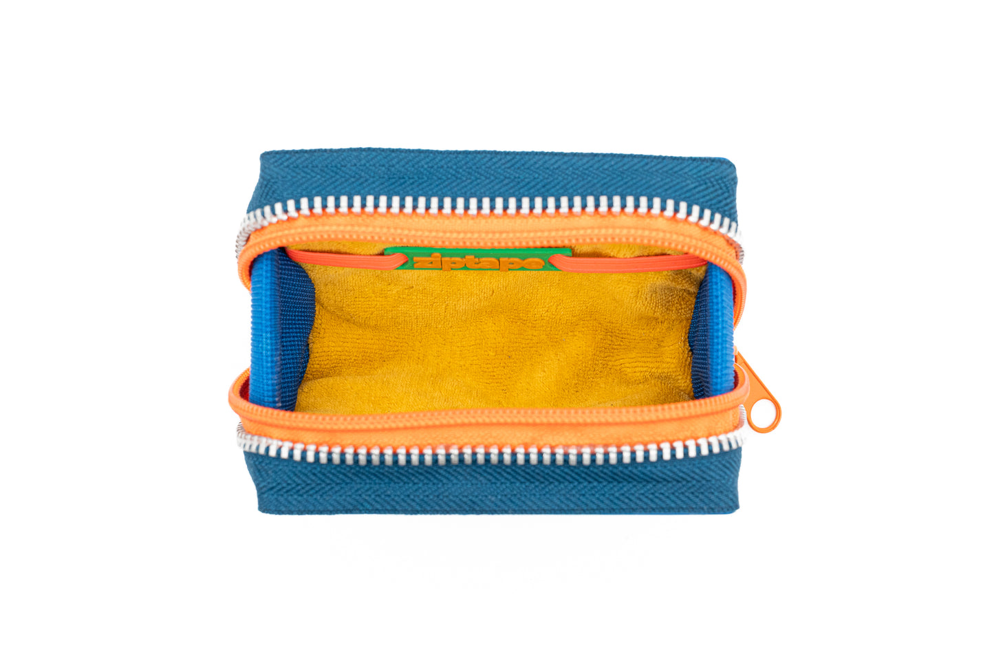 🕹️ Commodore 64 Style 💾 - Collezione Collezione classic - Acquista su Ziptape.it - Portafoglio Artigianale in Musicassetta