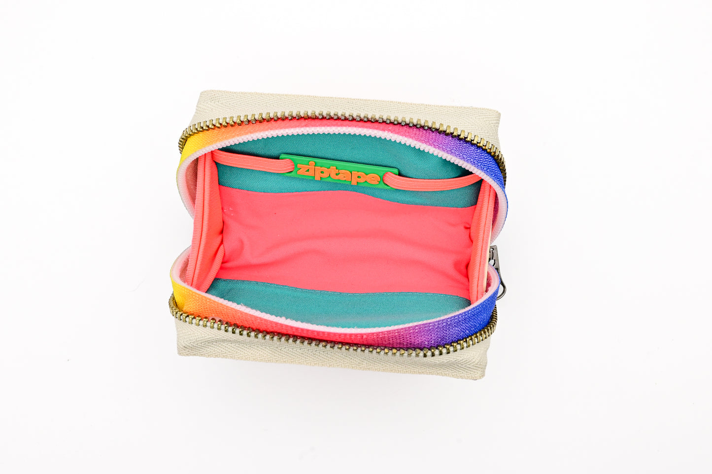 A Good TIME Inside ⏰🎶✨ - Collezione Collezione classic - Acquista su Ziptape.it - Portafoglio Artigianale in Musicassetta