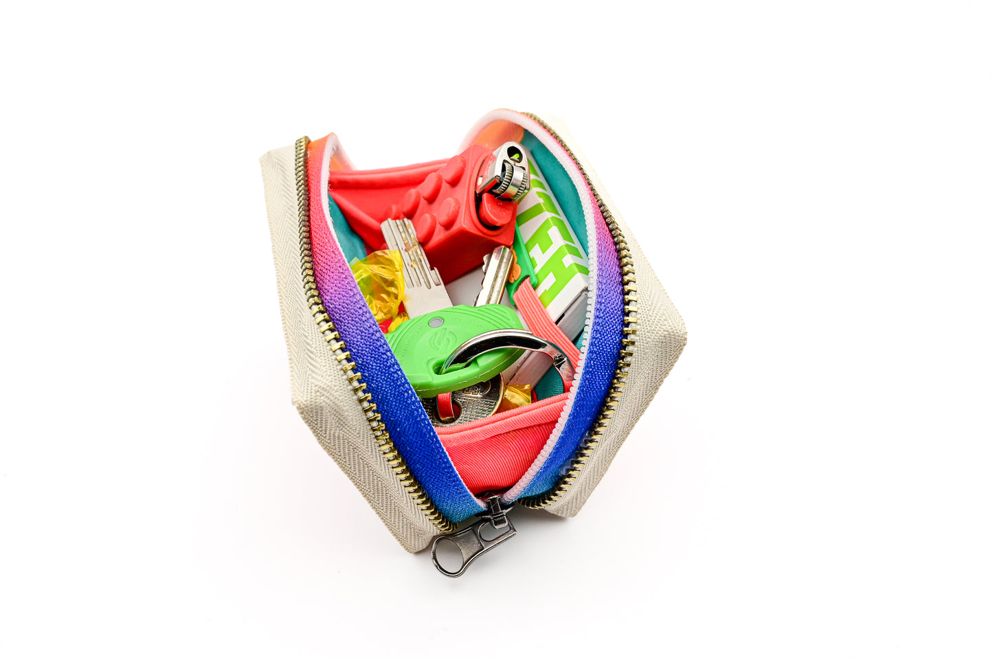 A Good TIME Inside ⏰🎶✨ - Collezione Collezione classic - Acquista su Ziptape.it - Portafoglio Artigianale in Musicassetta