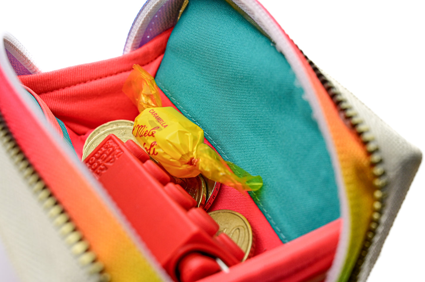 A Good TIME Inside ⏰🎶✨ - Collezione Collezione classic - Acquista su Ziptape.it - Portafoglio Artigianale in Musicassetta